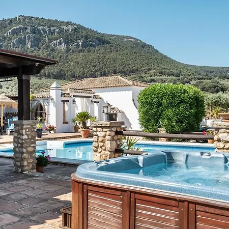 Alter Real, Luxury Holiday Retreat Villanueva del Trabuco