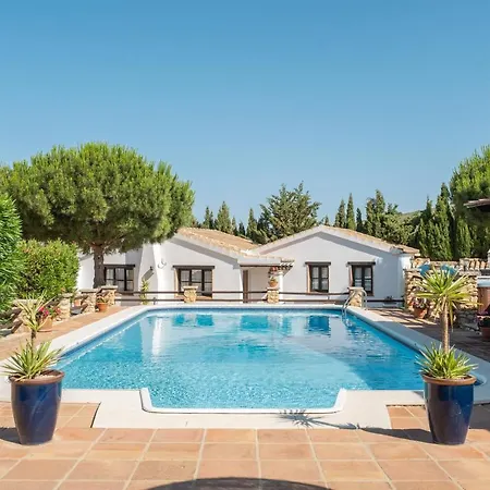 Alter Real, Luxury Holiday Retreat