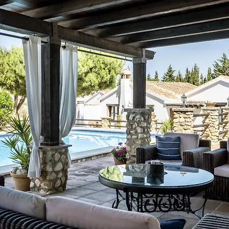 Alter Real, Luxury Holiday Retreat * Villanueva del Trabuco
